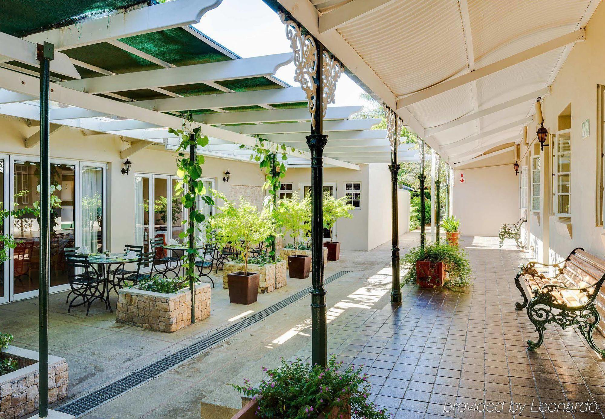 Protea Hotel By Marriott Dorpshuis & Spa Stellenbosch Kültér fotó